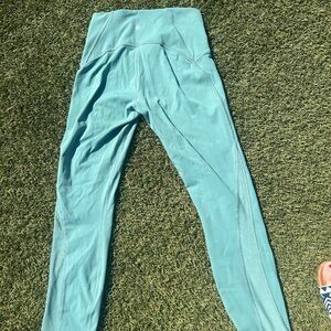Lululemon women’s size 6 Teal Leggings